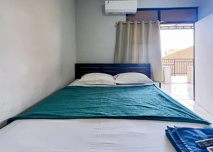 Hotel Sn Near Trans Mall 2*